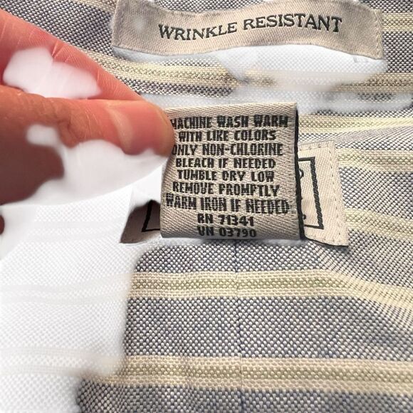 L.L. Bean 100% cotton wrinkle resistant shirt‎ - Picture 5 of 8